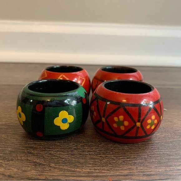 Set of 4 Hand Painted Carved Wood Napkin Holders - Picture 4 of 8